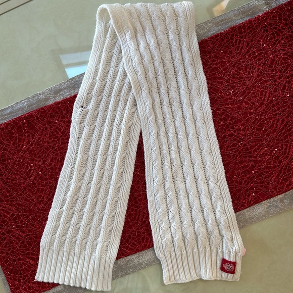 Rocawear Girl’s Scarf - Picture 3 of 9